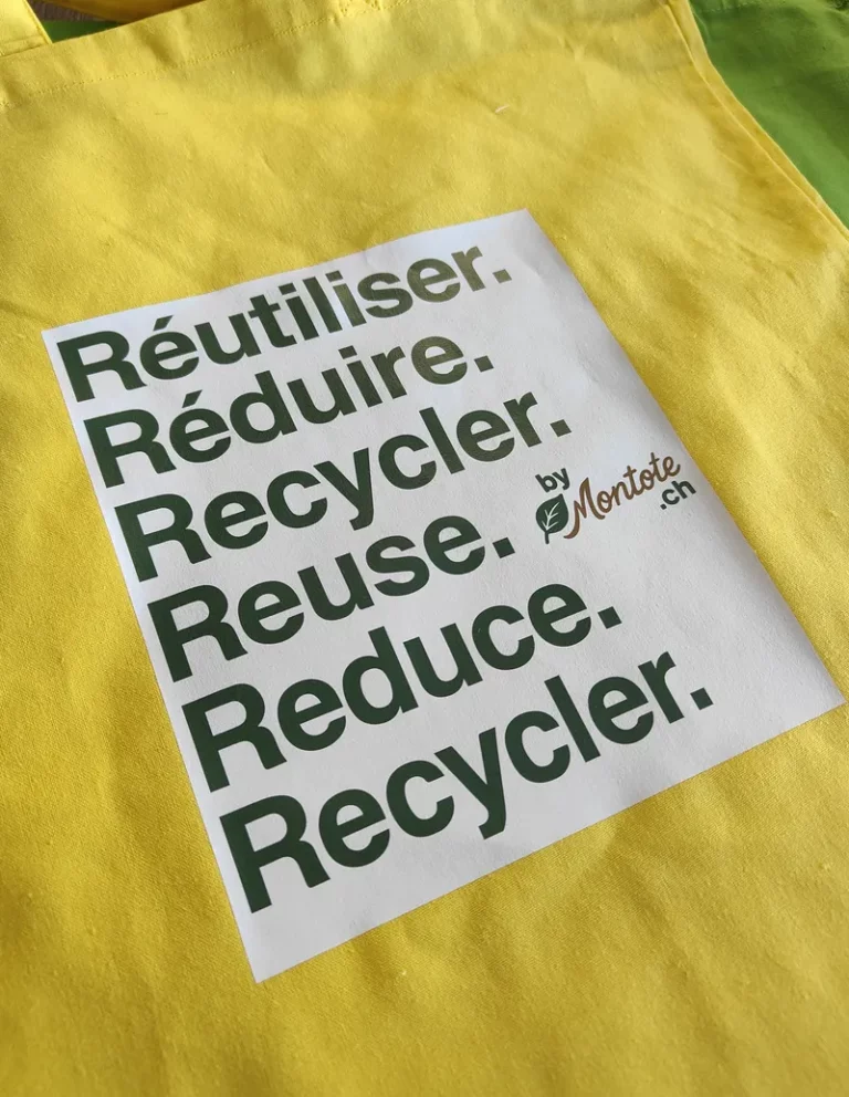 Tote bag jaune éco-responsable imprimé Réutiliser Réduire Recycler par MonTote.ch — sac coton bio personnalisé en Suisse