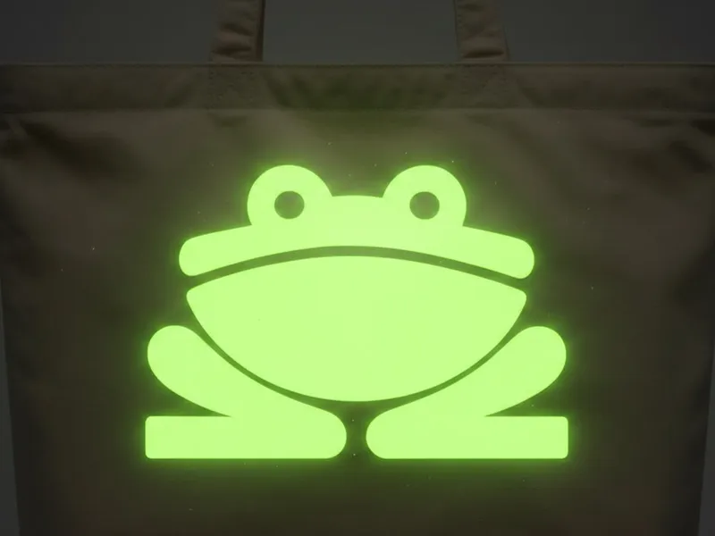 Logo phosphorescent sur tote bag