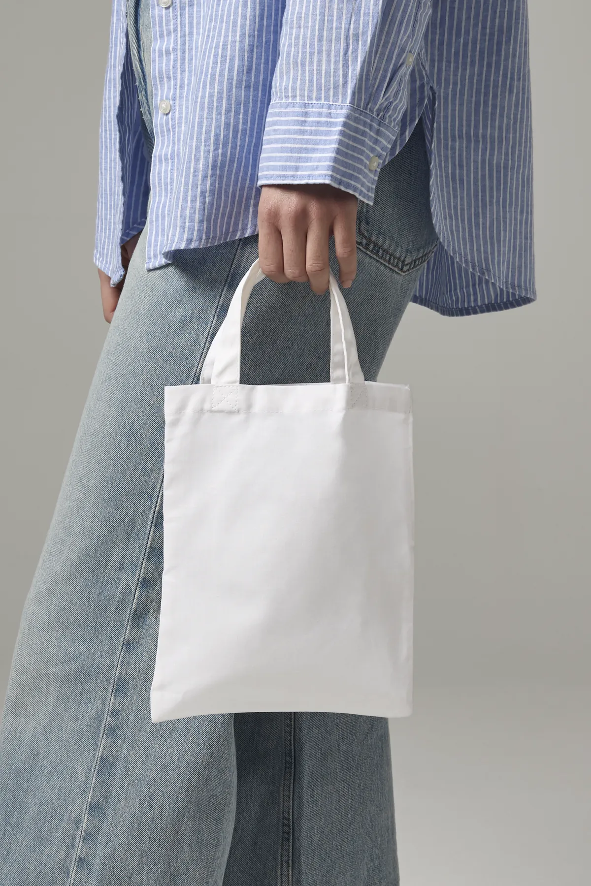 Petit tote bag coton en situation