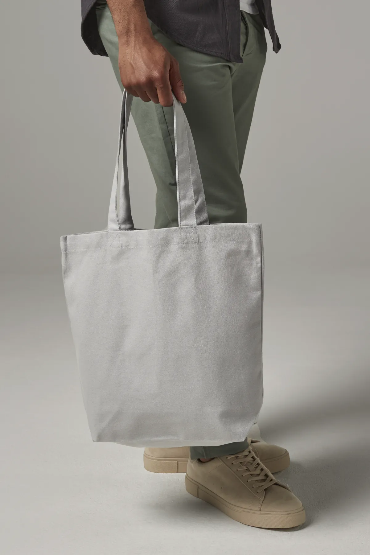 Tote bag équitable en situation