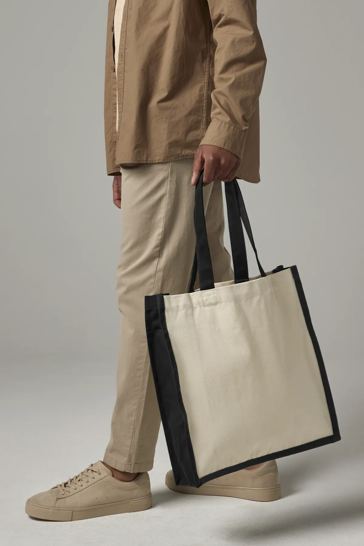Tote bag en toile épaisse en situation